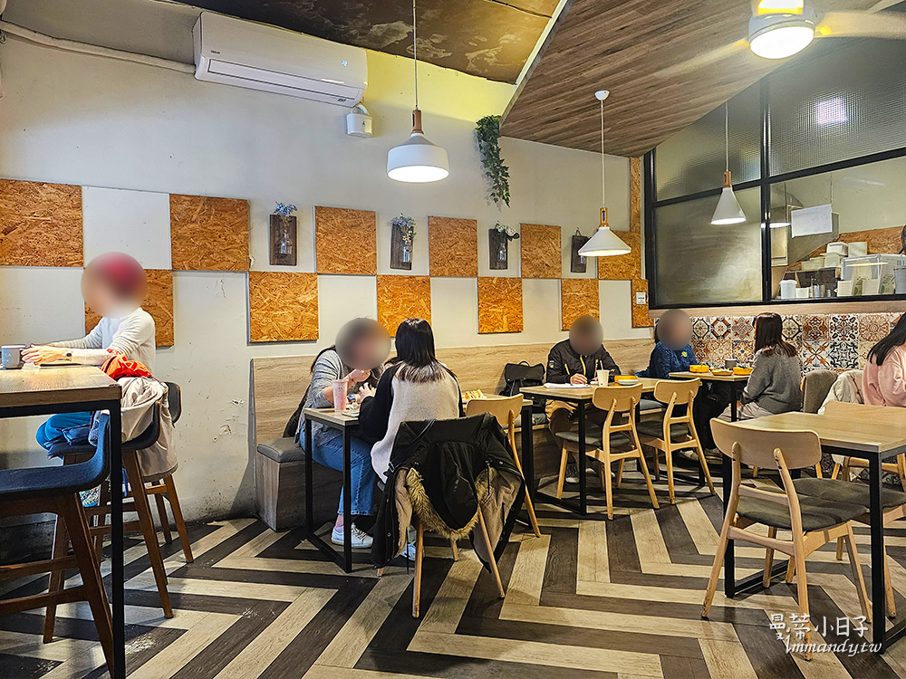 永和頂溪站早午餐 調皮小屋 | 推薦早午餐拼盤好豐盛，永和平價早餐新選擇